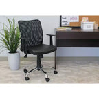 Fauteuil de travail en maille à accoudoirs fixes noir - Boss Office Products : Piètement chromé, vérin pneumatique, mécanisme d'inclinaison verrouillable