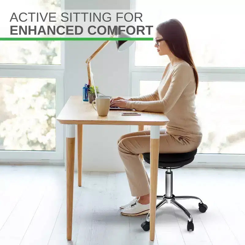 Tabouret de bureau réglable en hauteur Wobble Stool Air noir - Uncaged Ergonomics : équilibre roulant, engagement musculaire, revêtement en polyester, cadre en acier
