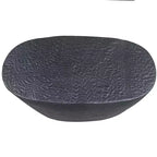Table basse Urban Port 36" au design martelé artisanal, cadre sculptural en aluminium noir mat, noire