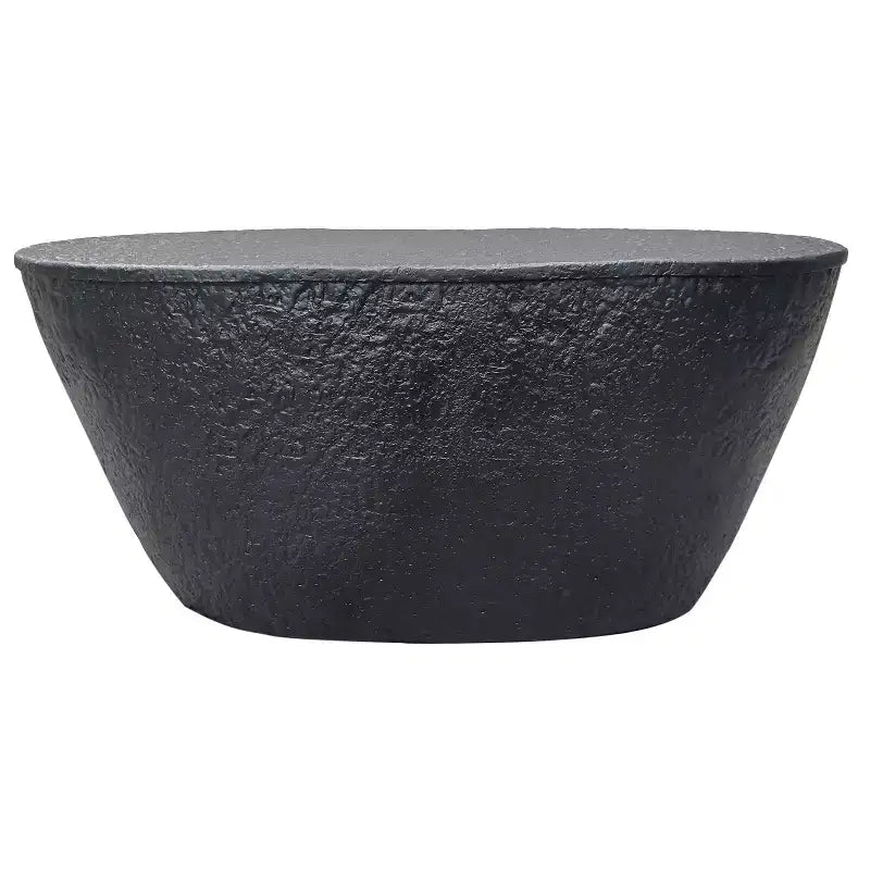 Table basse Urban Port 36" au design martelé artisanal, cadre sculptural en aluminium noir mat, noire