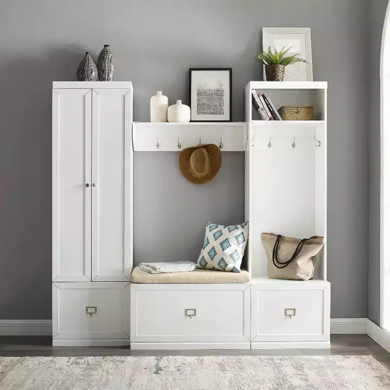 Ensemble d'entrée Harper 4 pièces avec banc, étagère, portemanteau et garde-manger blanc - Crosley