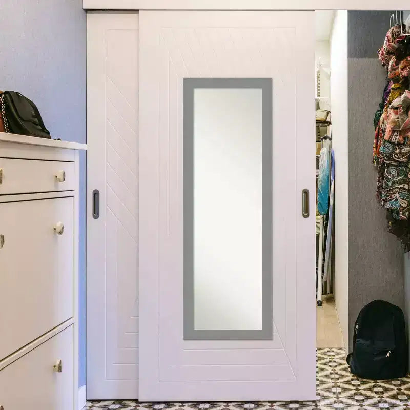 Miroir mural de salle de bain encadré avec cadre en nickel brossé - Amanti Art