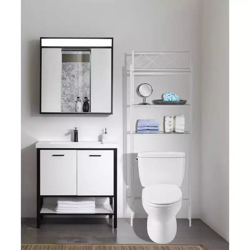 Étagère et organiseur de salle de bain en métal au-dessus des toilettes