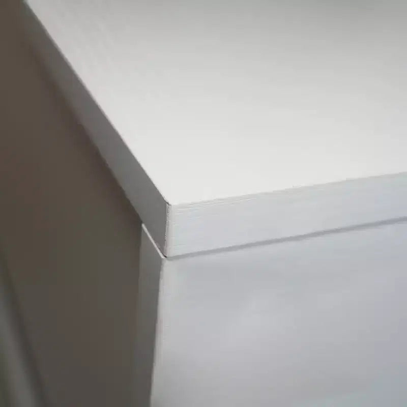 Meuble TV LeisureMod Avery Collection avec cadre en bois MDF et pieds en acier thermolaqué avec rangement Centre de divertissement multimédia moderne, salon
