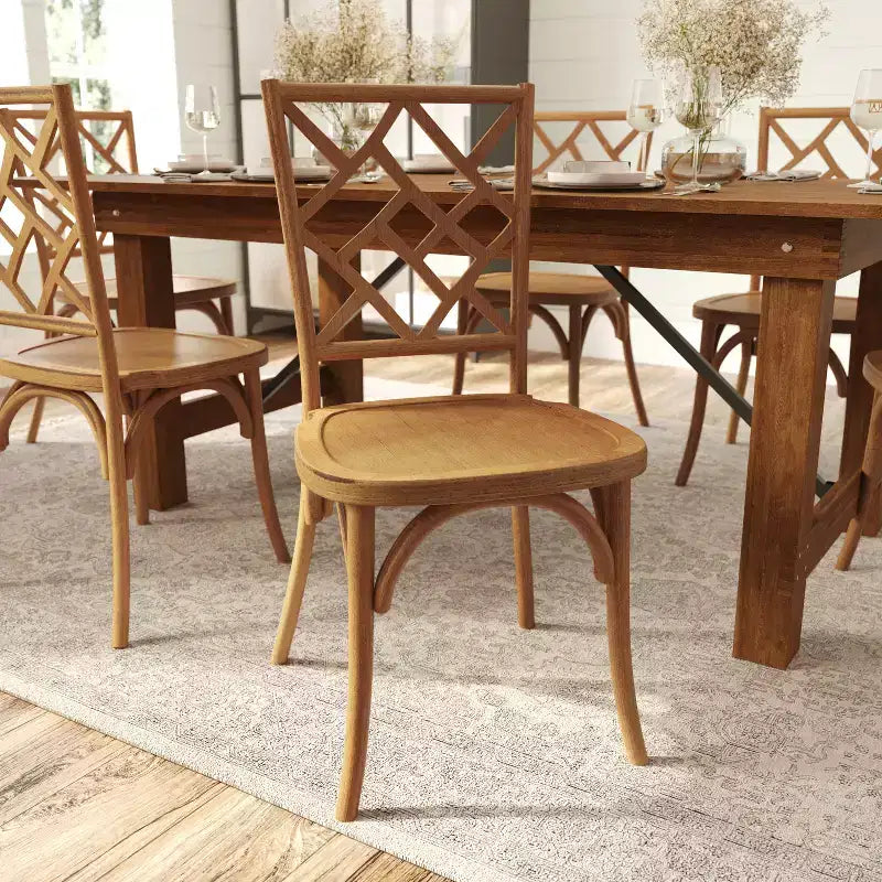 Merrick Lane Lot de 2 chaises de salle à manger en bois massif avec design empilable, dossier orné et finition élégante