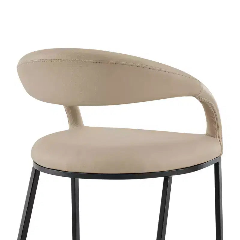 Tabouret de bar Armen Living Ramona en fer et similicuir, hauteur comptoir, 66 cm