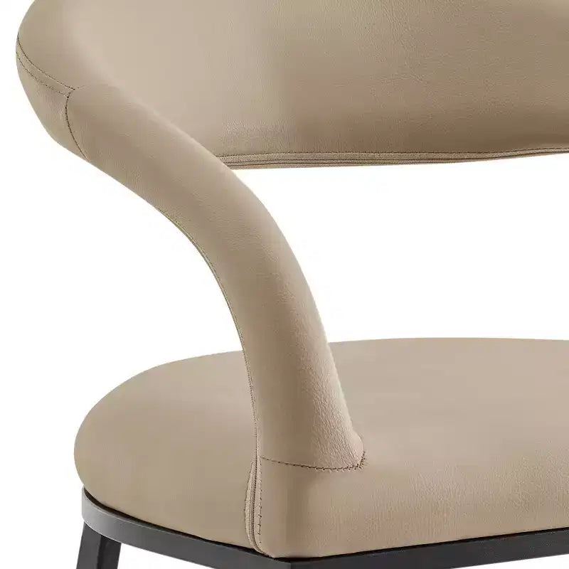 Tabouret de bar Armen Living Ramona en fer et similicuir, hauteur comptoir, 66 cm