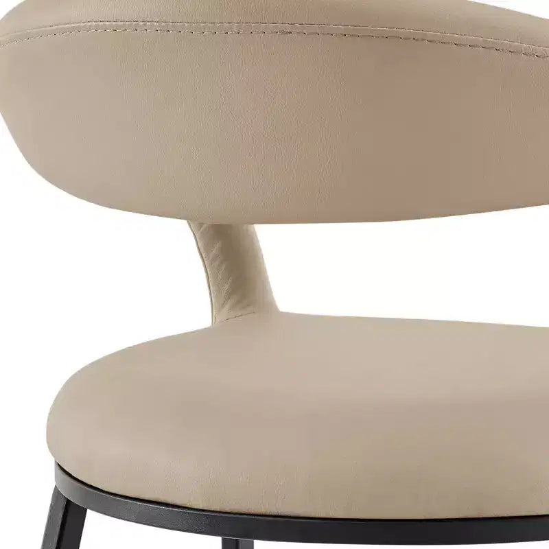 Tabouret de bar Armen Living Ramona en fer et similicuir, hauteur comptoir, 66 cm